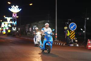 BIB: 
                            <button type="button" onclick="openModal(23382923)" class="btn btn-primary btn-sm float-right btn-popup" data-toggle="modal" data-target=".modal-high-quality">
                        <i class="fas fa-shopping-cart"></i> Add to Cart
                    </button>
                                            <button type="button" onclick="isThisMe(23382923, true)" class="btn btn-success btn-sm float-right btn-popup btn-isme hidden" data-toggle="tooltip" data-placement="bottom" title="นี่คือรูปของคุณใช่ไหม คลิกที่นี่เพื่อเอาเข้าอัลบั้ม">
                        <i class="fas fa-plus"></i> Add to album
                    </button>
                    <button type="button" onclick="isThisMe(23382923, false)" class="btn btn-warning btn-sm float-right btn-popup btn-isnotme hidden">
                        <i class="fas fa-ban"></i> Remove from album
                    </button>